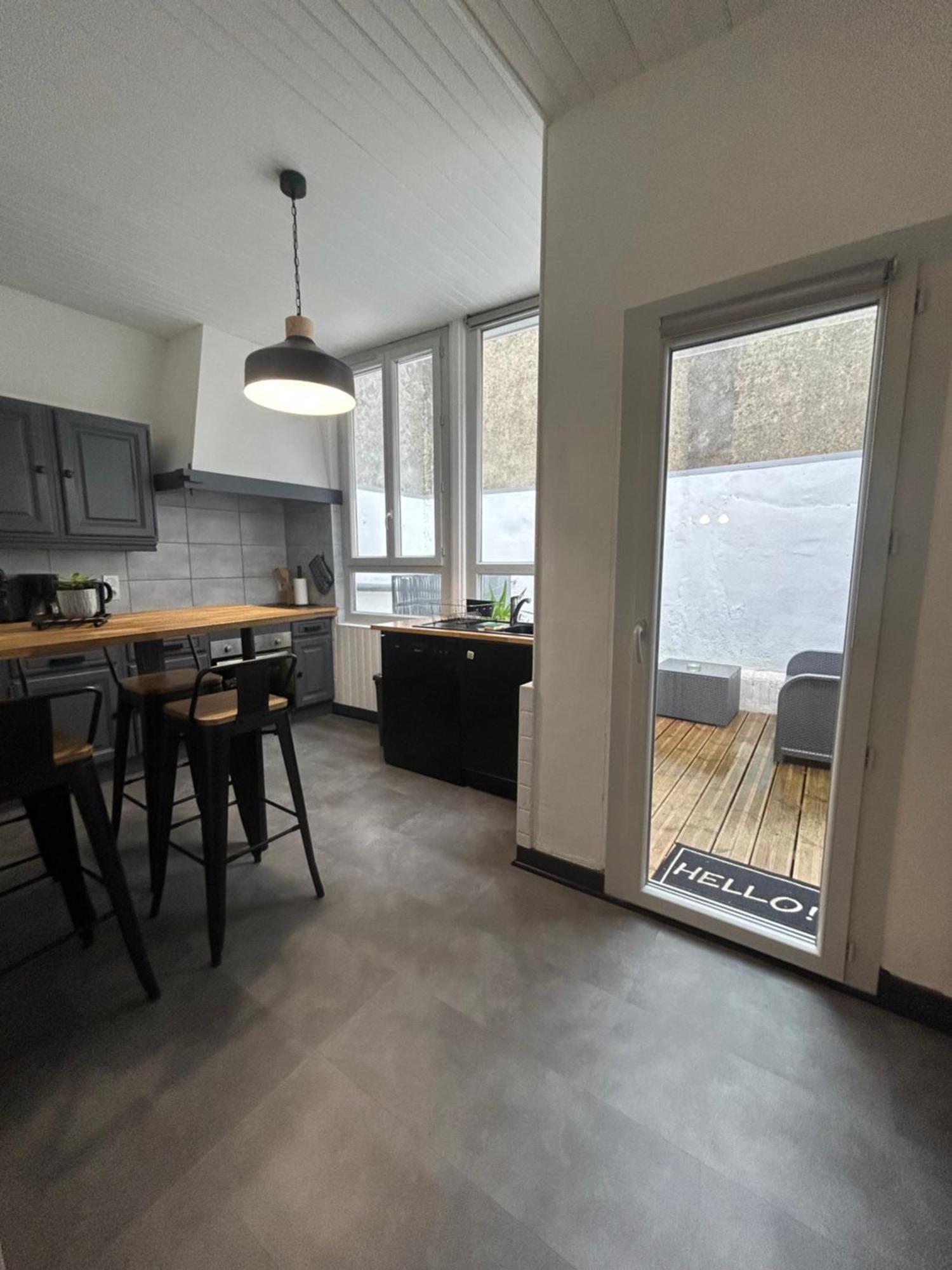 Maison De Ville Avec Garage Et Terrasse ลูร์ด ภายนอก รูปภาพ