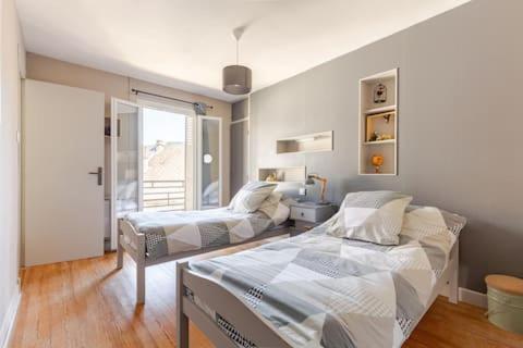 Maison De Ville Avec Garage Et Terrasse ลูร์ด ภายนอก รูปภาพ