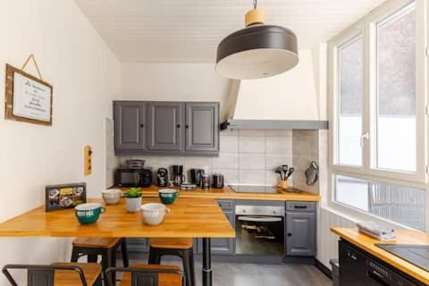 Maison De Ville Avec Garage Et Terrasse ลูร์ด ภายนอก รูปภาพ